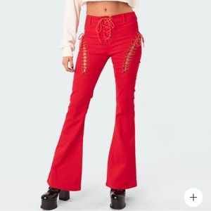 Engine red flare jeans edikted